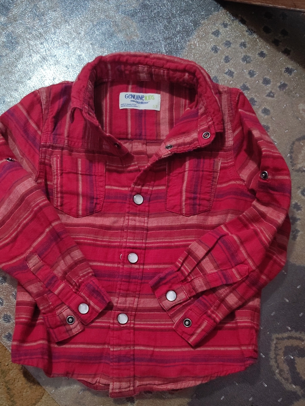 OshKosh B'gosh Red Plaid Snap-Front Button Down Shirt5t$25